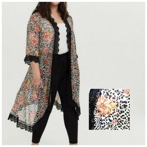 NWT Torrid Crochet Trim Leopard-Floral Print Long Line Women's Kimono Size 1/2